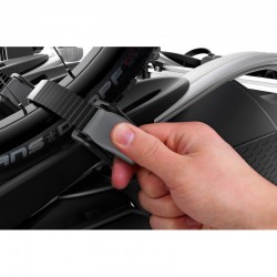 3 dviračių laikiklis ant kablio Thule VeloCompact