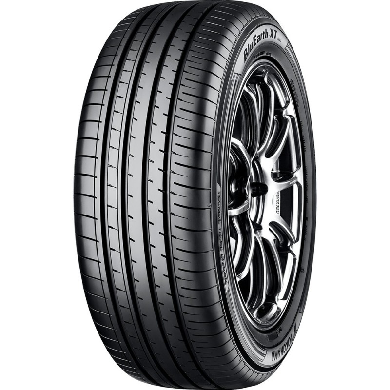 Yokohama BluEarth-XT AE61 215/65 R17 99 V